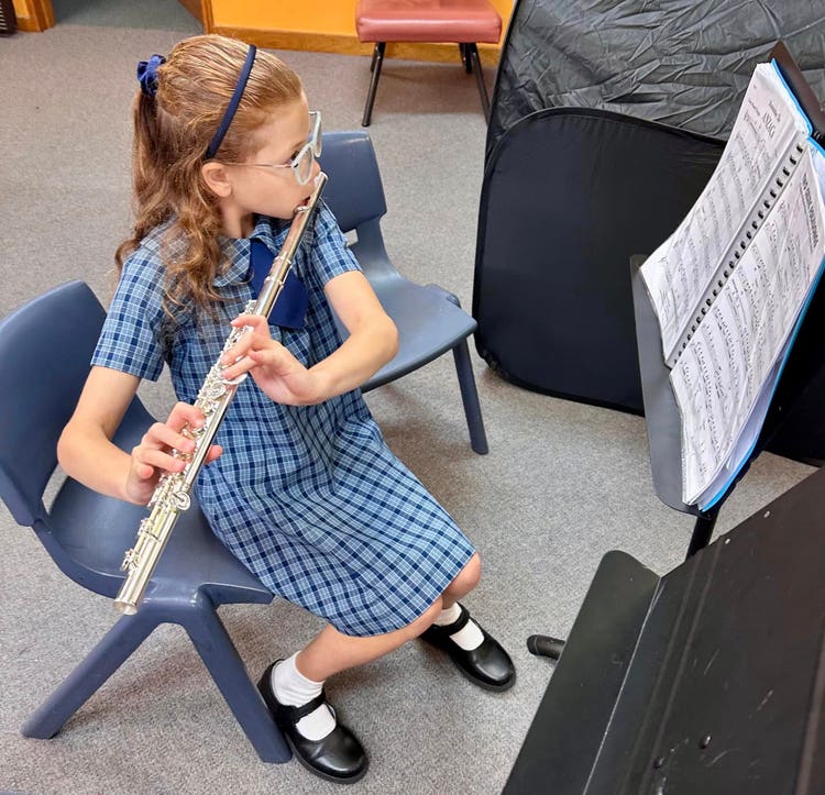 No photo description available.